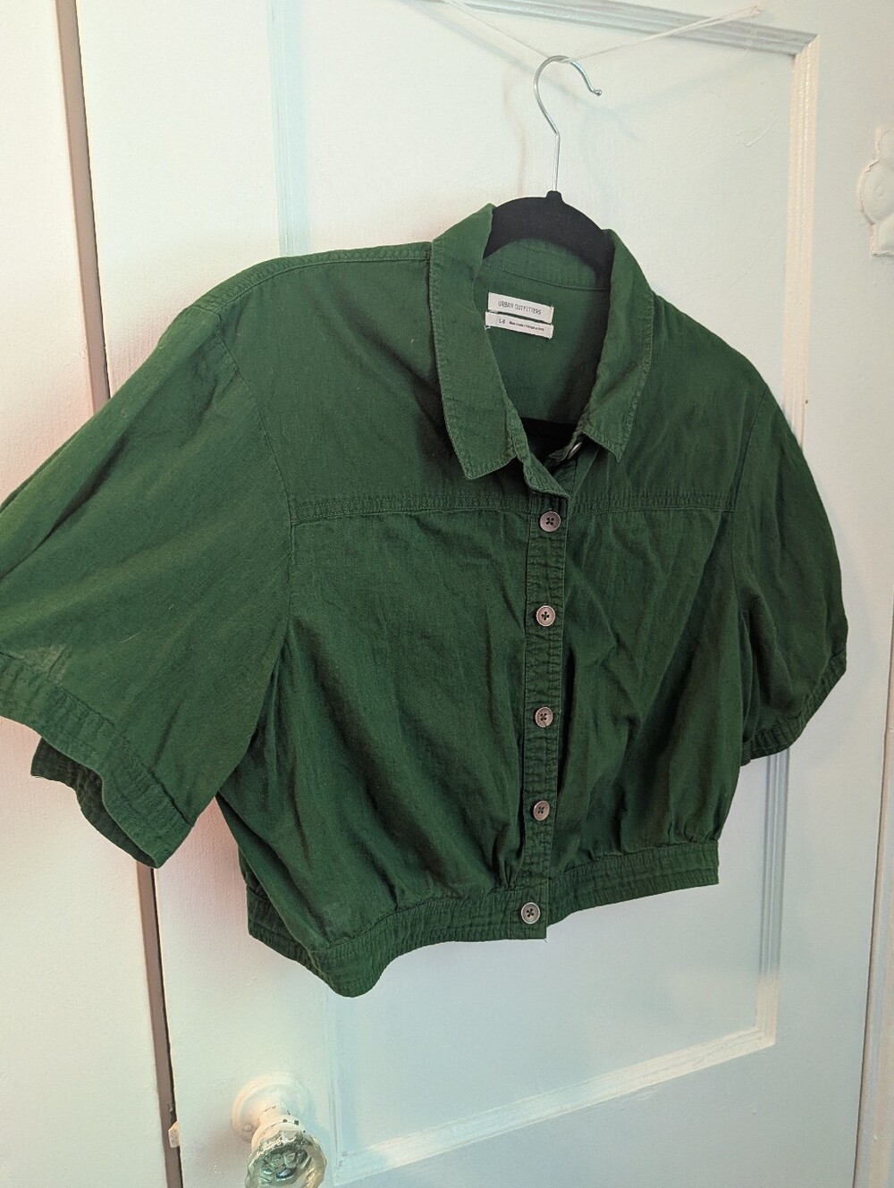 Urban Outfitters Dark Green Collared Cropped Button Down Shirt - Size L - Picture 2 of 8